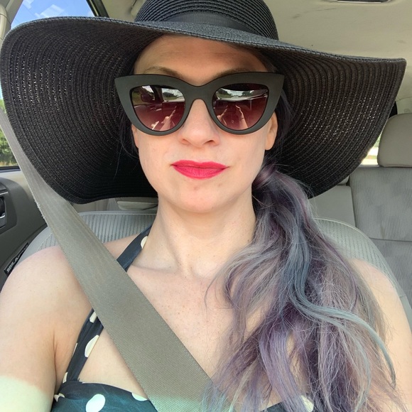 Meet your Posher, Di - Picture 6 of 8